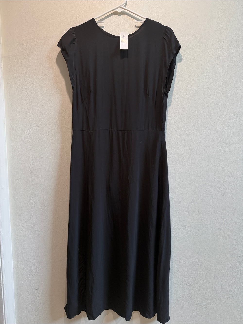 LOFT Black Cap-Sleeve Midi Dress